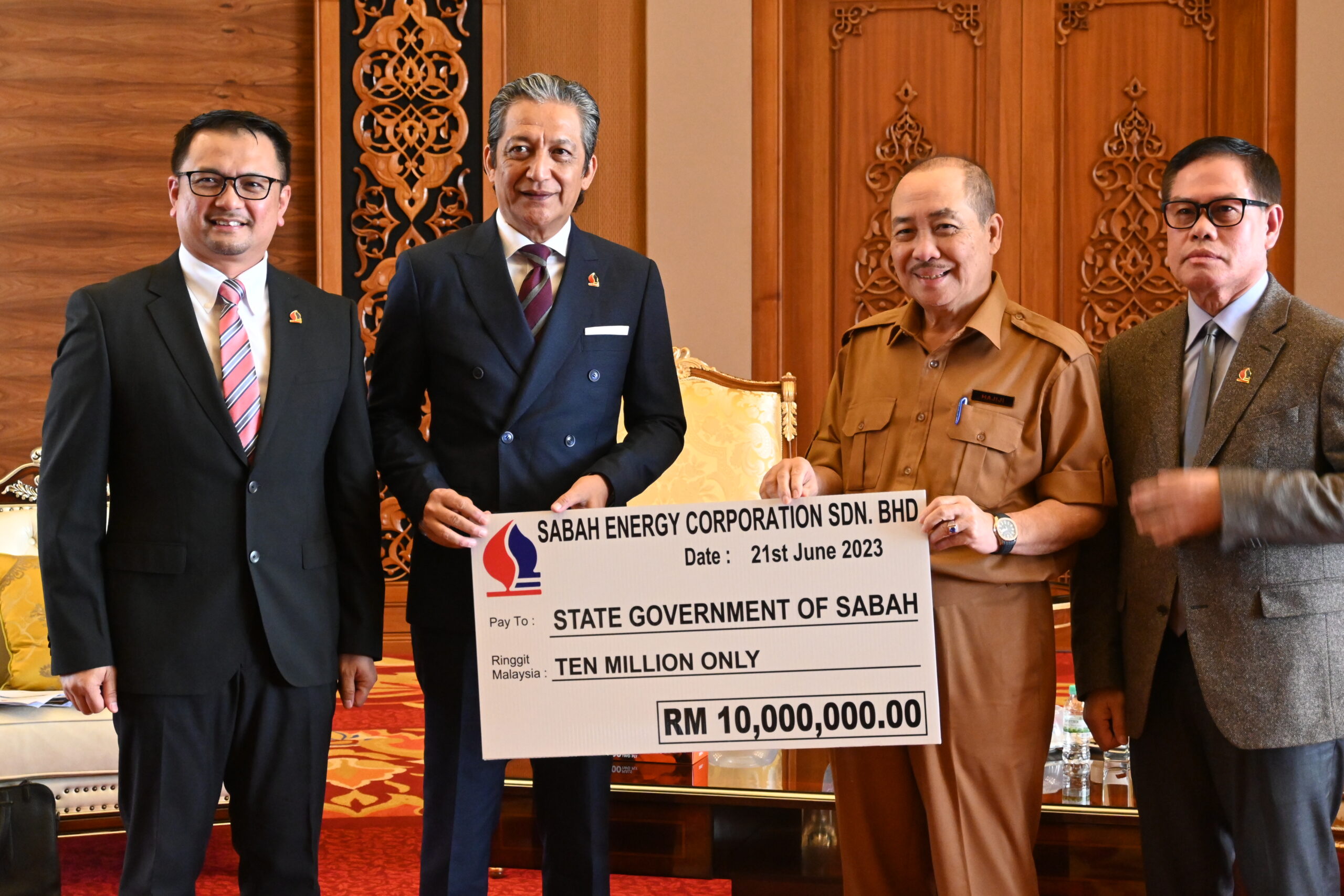 Sabah Energy Corporation Pays RM10 Million Dividend to The Sabah State Government